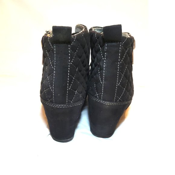 ✨💕Bongo Kedzie Black Faux Suede Ankle Boots Booties Zipper Side 6.5 - Picture 7 of 9